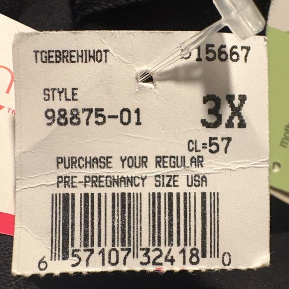 Black Secret Fit Belly Plus Size Maternity Shorts Size 3X - Picture 12 of 12